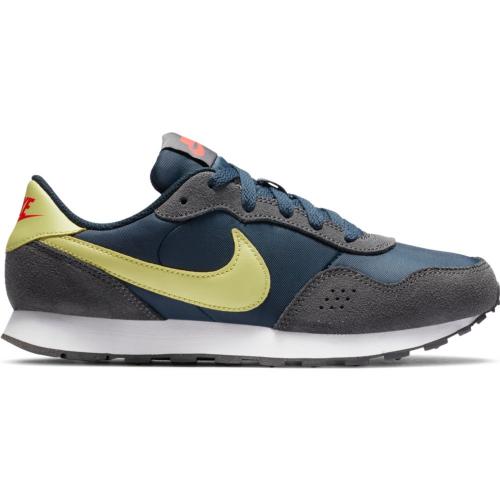 Nike MD Valiant