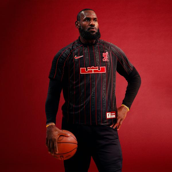 Nike Maglia Stadium Lebron X Liverpool Fc Liverpool   22/23 Nero/Rosso Tifoshop