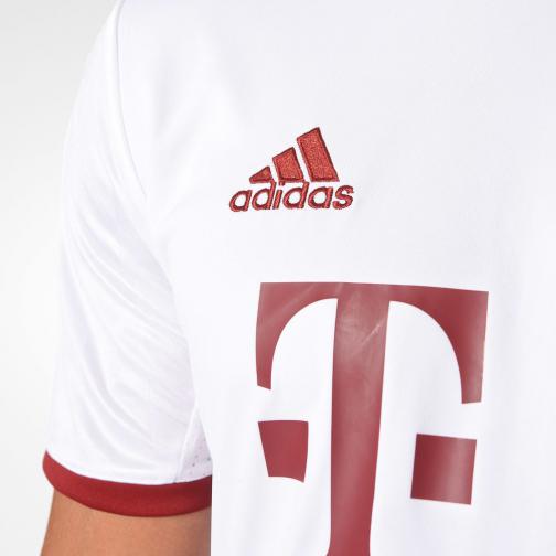 Adidas Jersey Champions League Bayern Monaco   16/17 white/light onix/collegiate burgundy Tifoshop