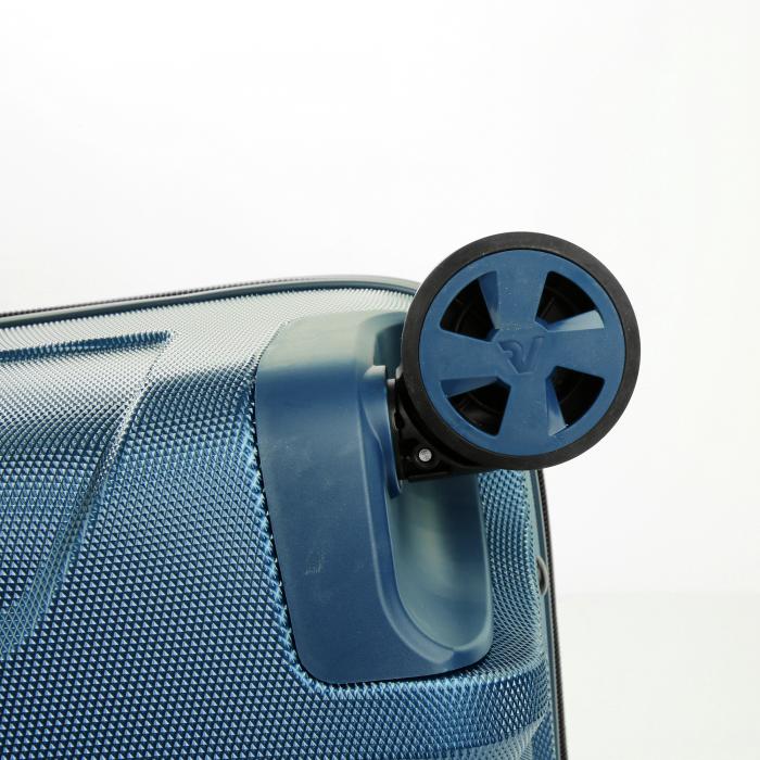 Medium Luggage  SKY BLUE Roncato