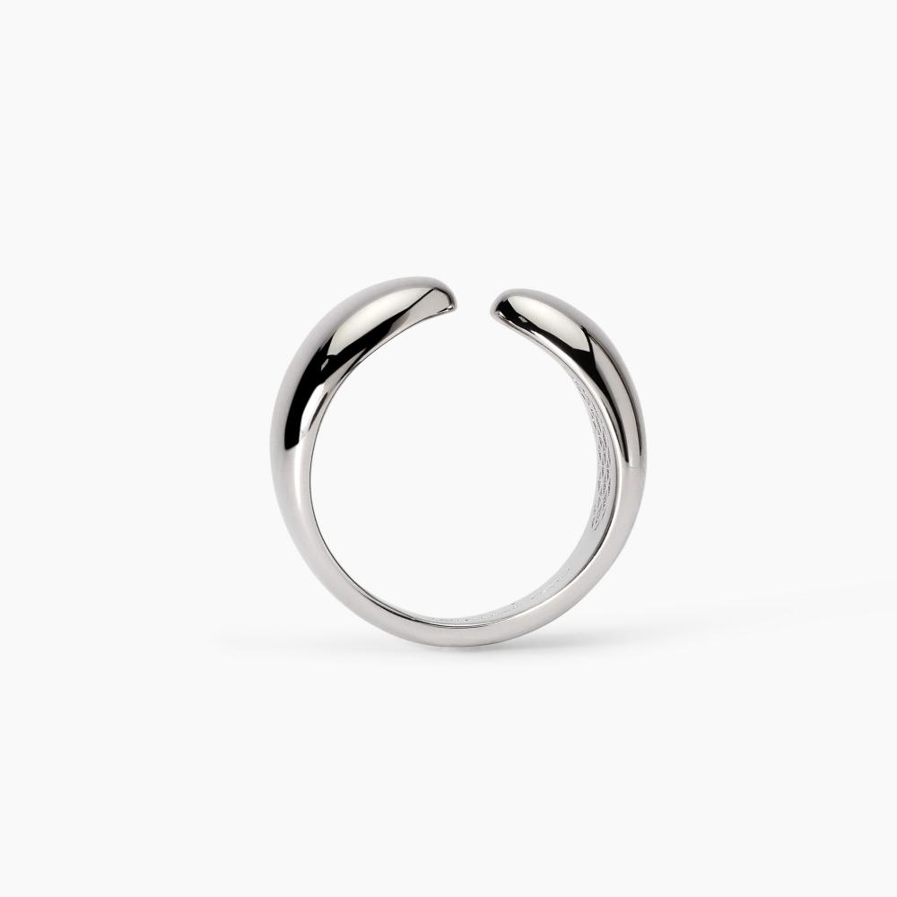 Anello contrarié in argento