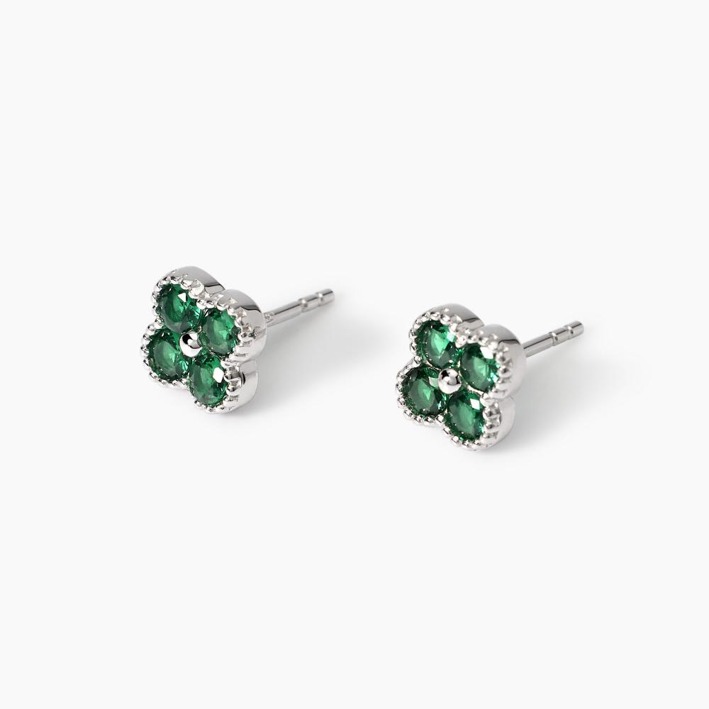 Orecchini con fiore verde