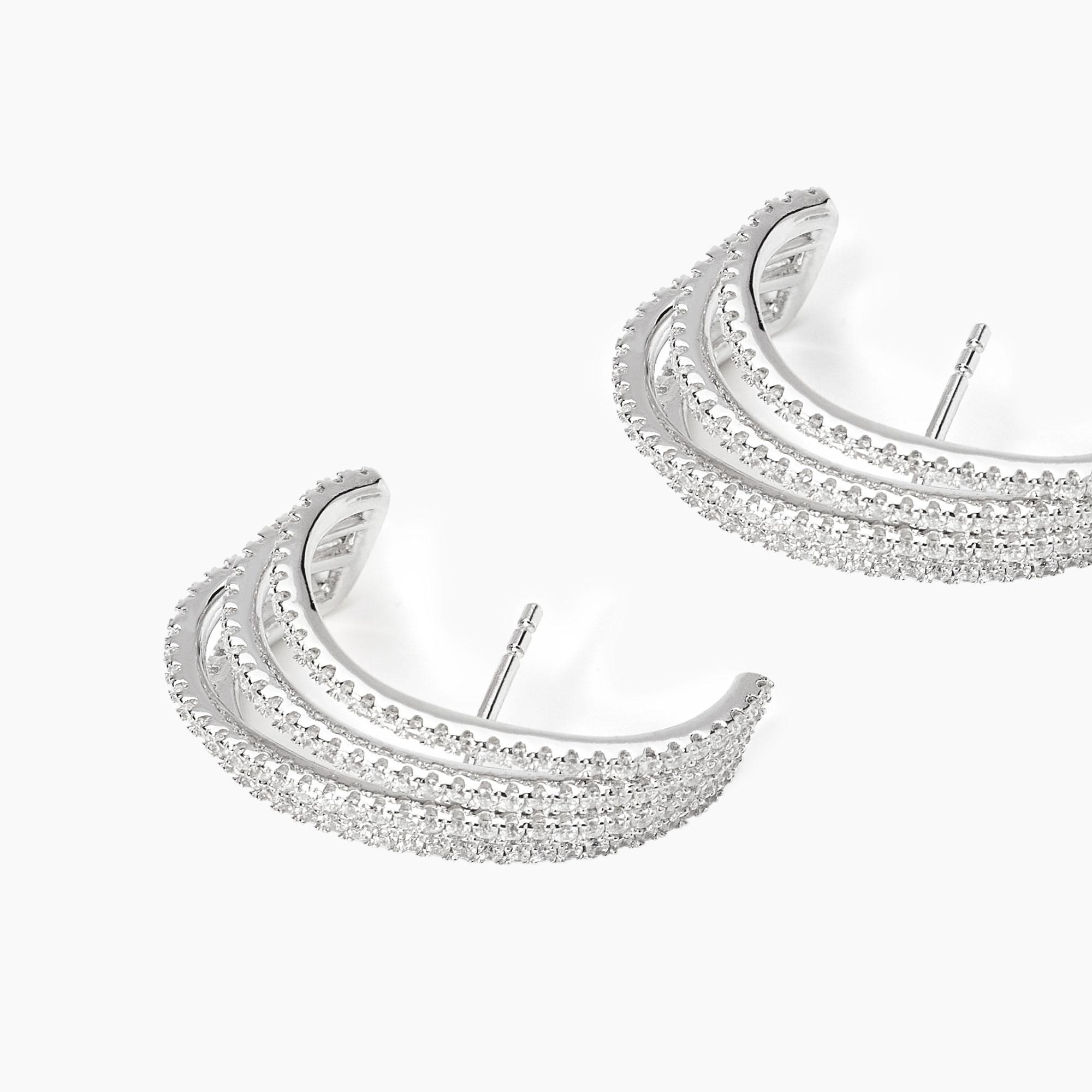 Orecchini a bottone con stella e fulmine minuscoli spaiati in argento sterling, orecchini divertenti con stella e fulmine asimmetrici in zirconia cubica - Italia